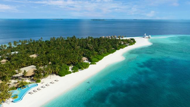 Maldives Private Island Escape near Unique Manta Ray Sanctuary Maamunagau