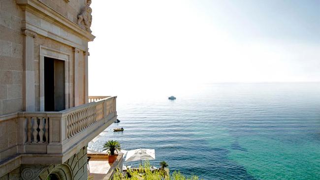 Mallorca Seaside Island Luxury with Infinity Pool Spain