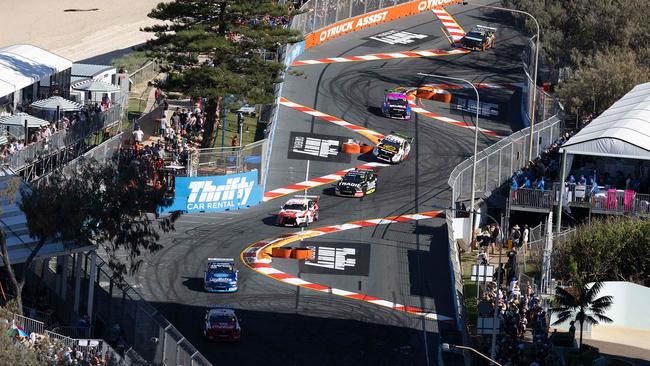 Gold Coast 500 5 Day Experience with Trackside Lounge Tickets Pit Lane Walk