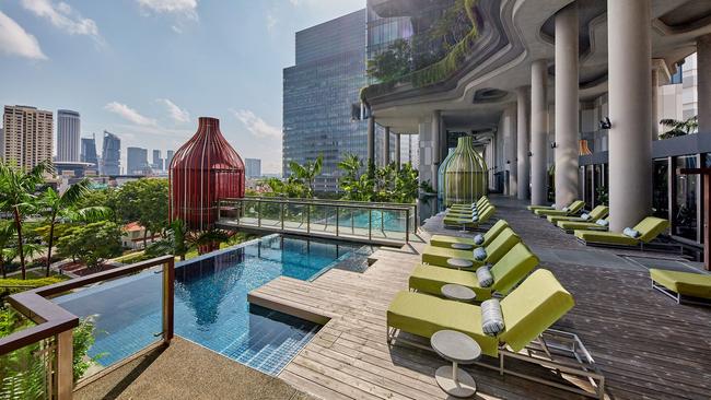 Five Star Singapore Garden Oasis in Chinatown with Infinity Pool