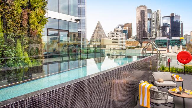 Melbourne Laneway Luxury with Rooftop Swimming Pool Victoria