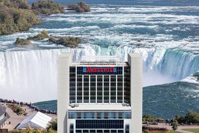 Best Luxury and 5 Star Hotels and Resorts in Niagara Falls