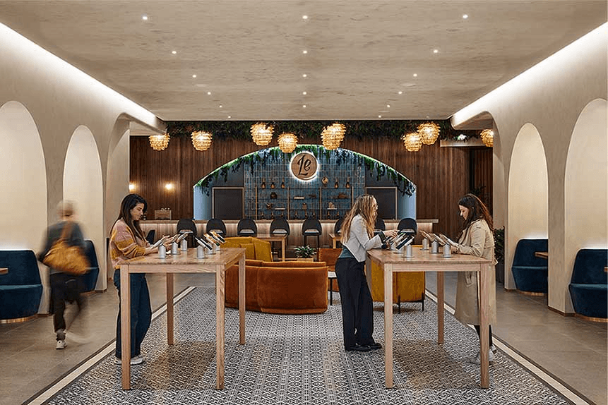 <p>Book your free appointment today!</p>
