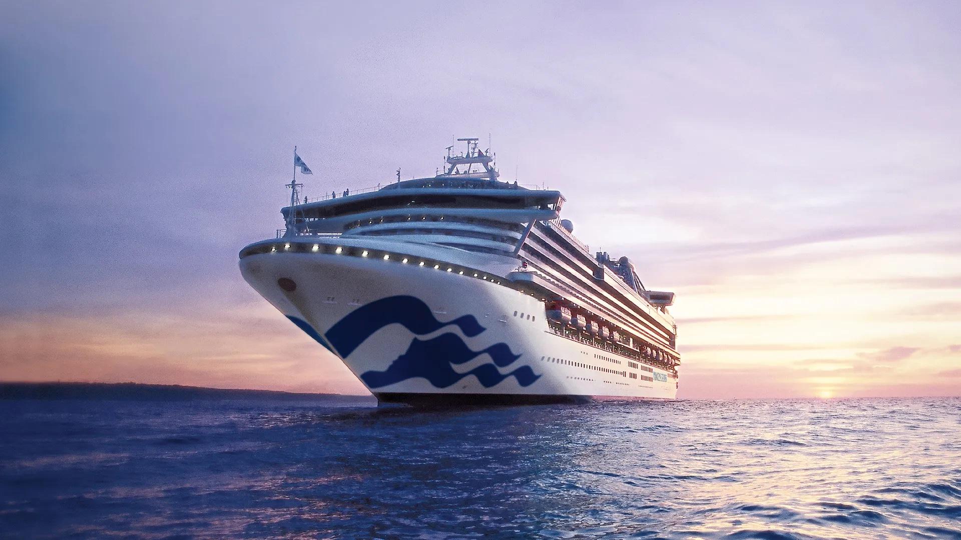 5 Reasons a Seacation is Better Than a Staycation (Sometimes)