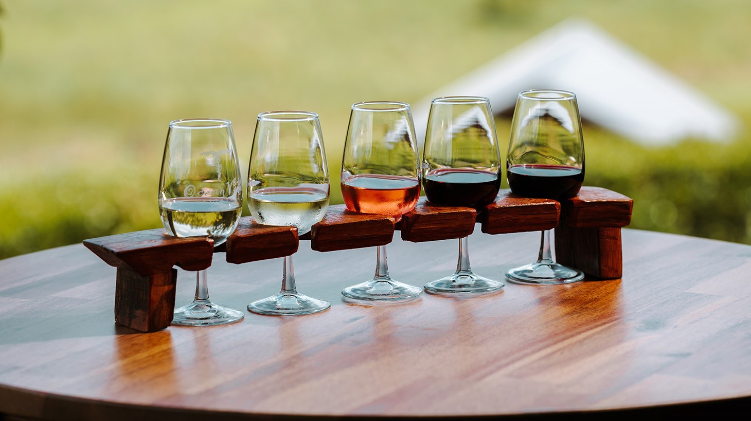 Flight of Wine & Dine