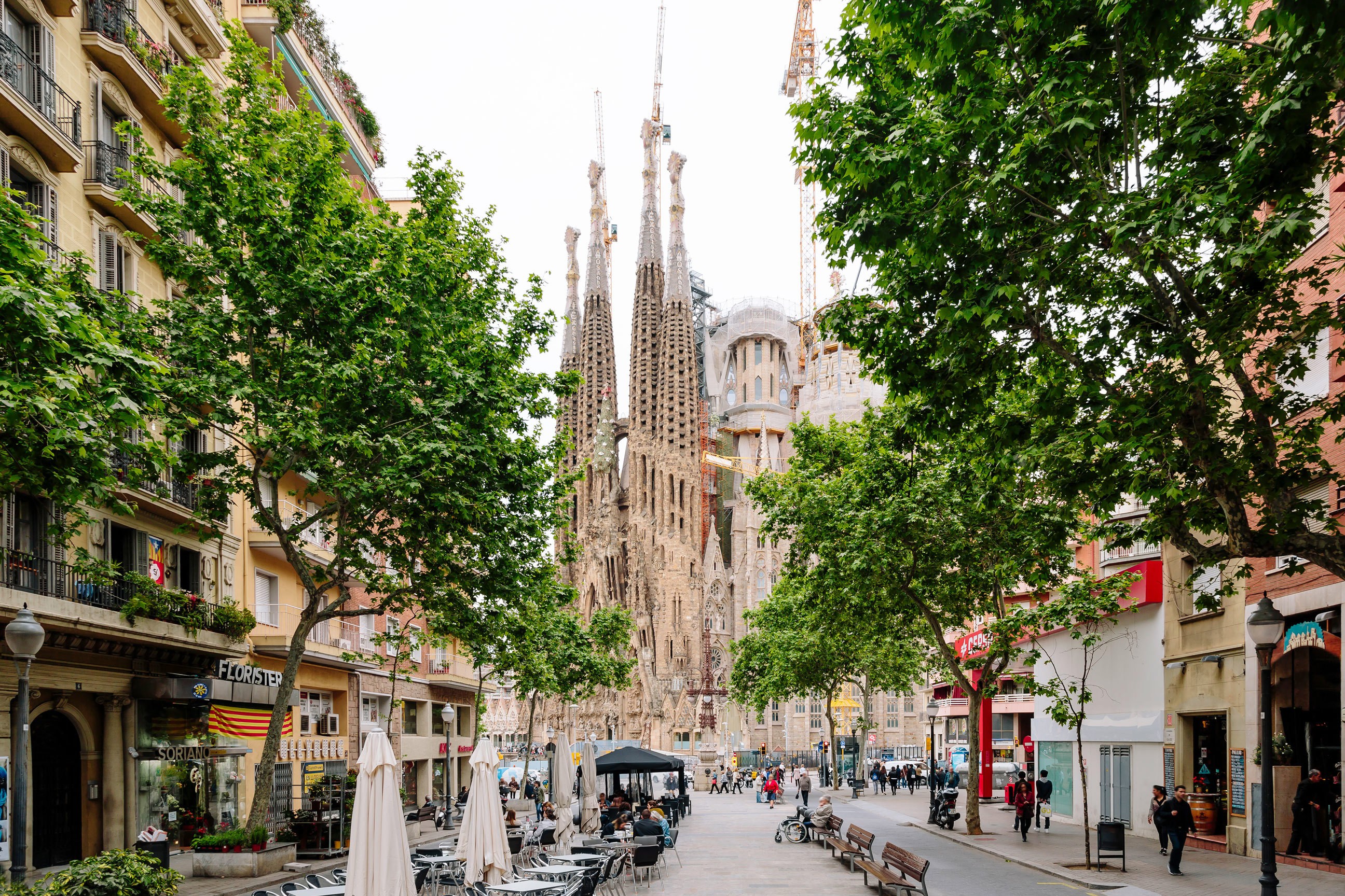 Iberian Explorer, Barcelona street