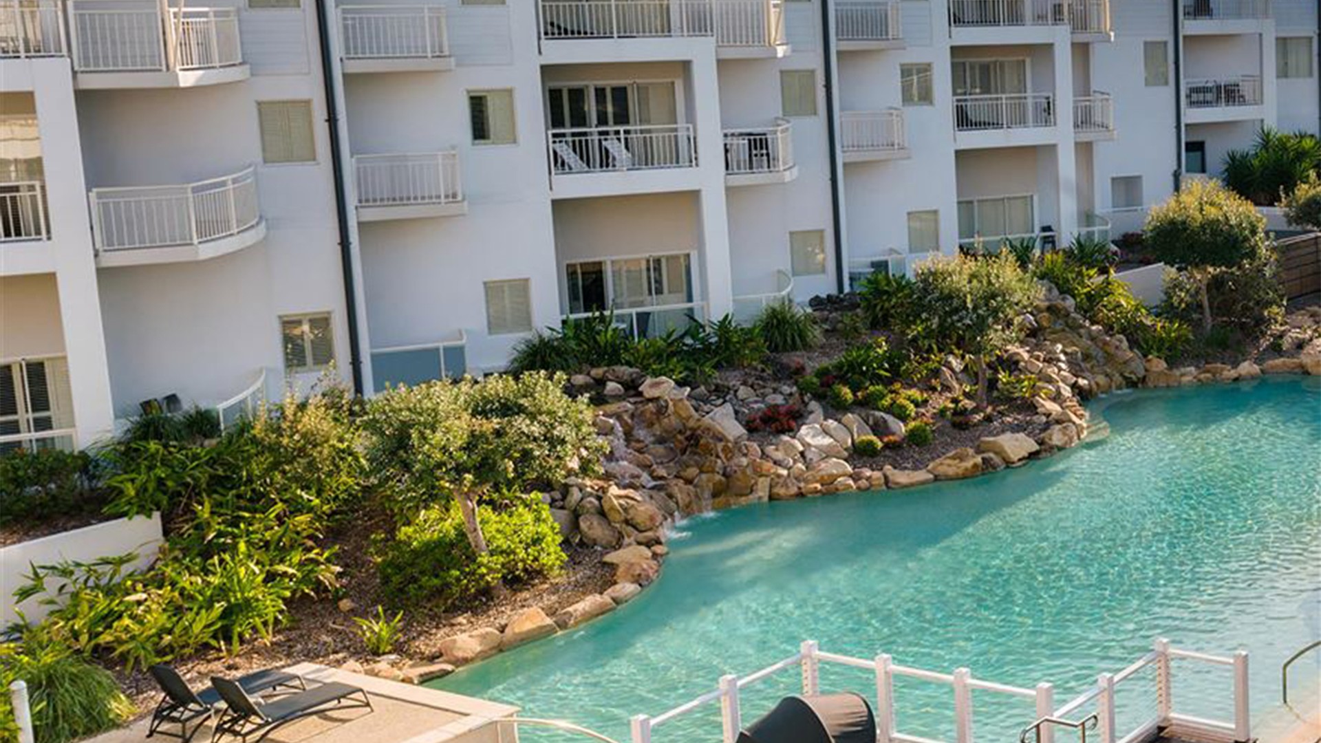 NSW Tweed Coast Mantra Beachside Escape Just 30 Minutes from Byron Bay with  Lagoon-Style Pool, Kingscliff, Australia, image size:1920x1080