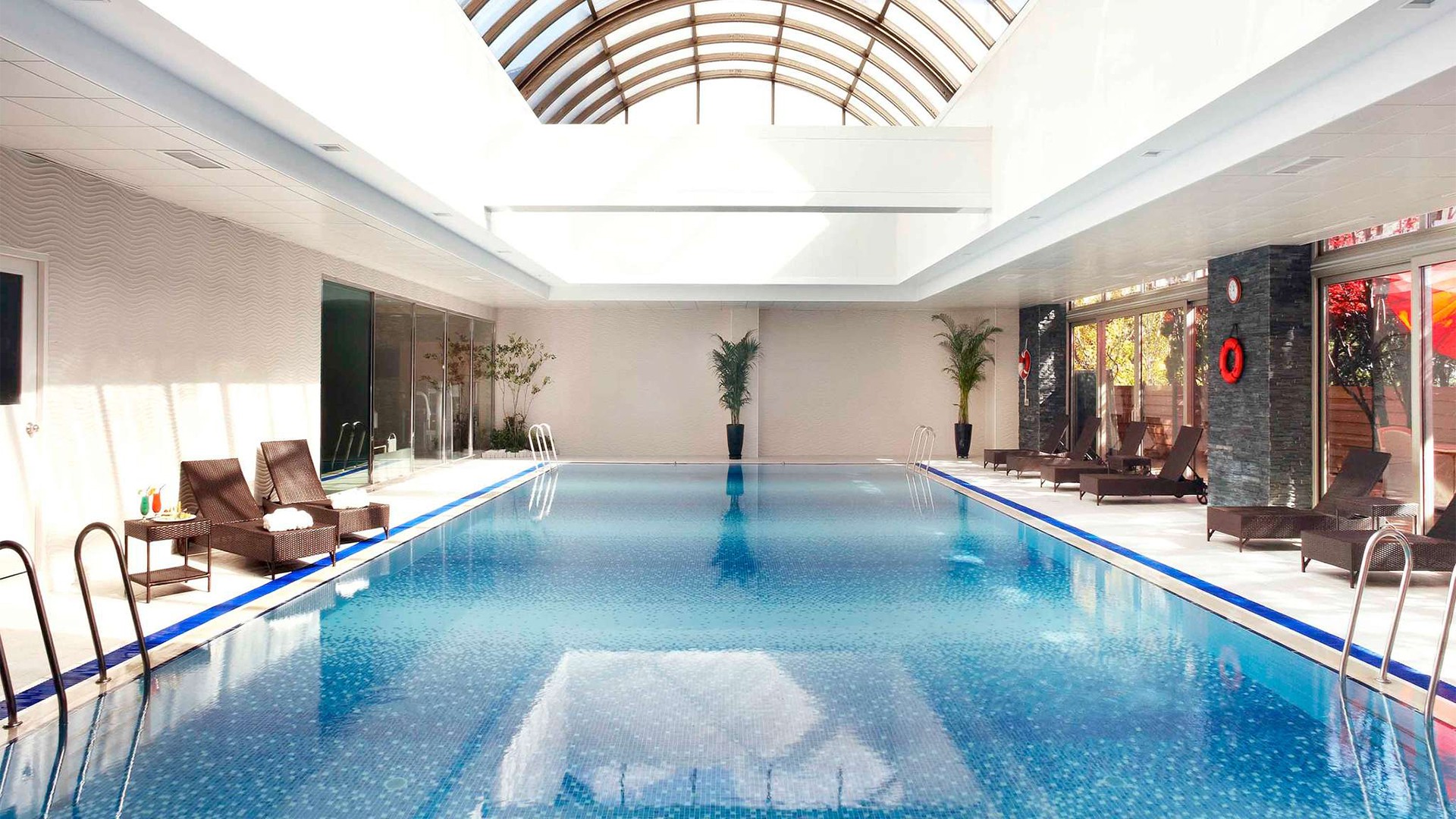 Channel Islands Ambassadeur Hotel Jersey Old Hotels In Jersey