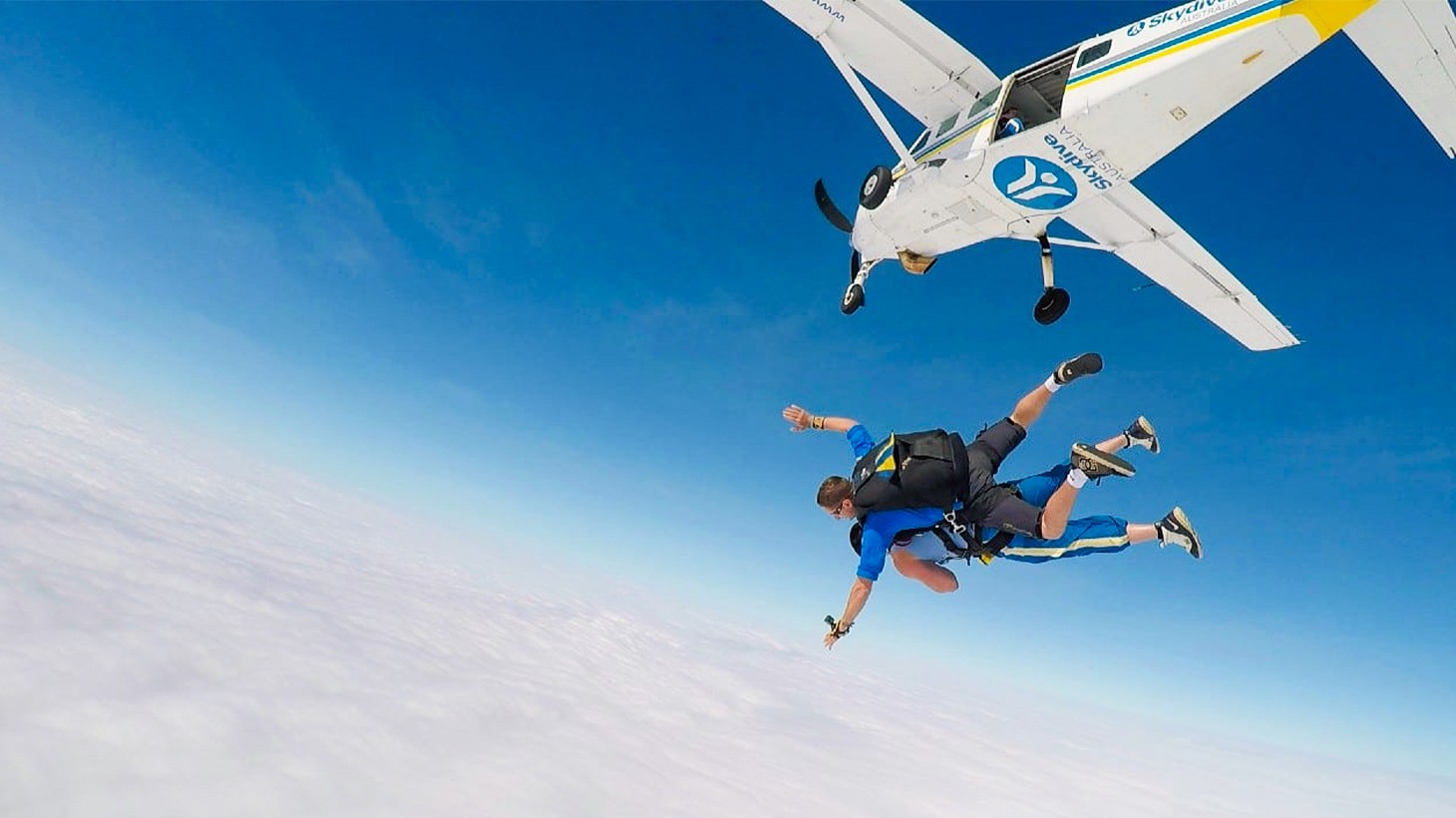 Thrilling Tandem Skydive Experience Up to 15,000ft