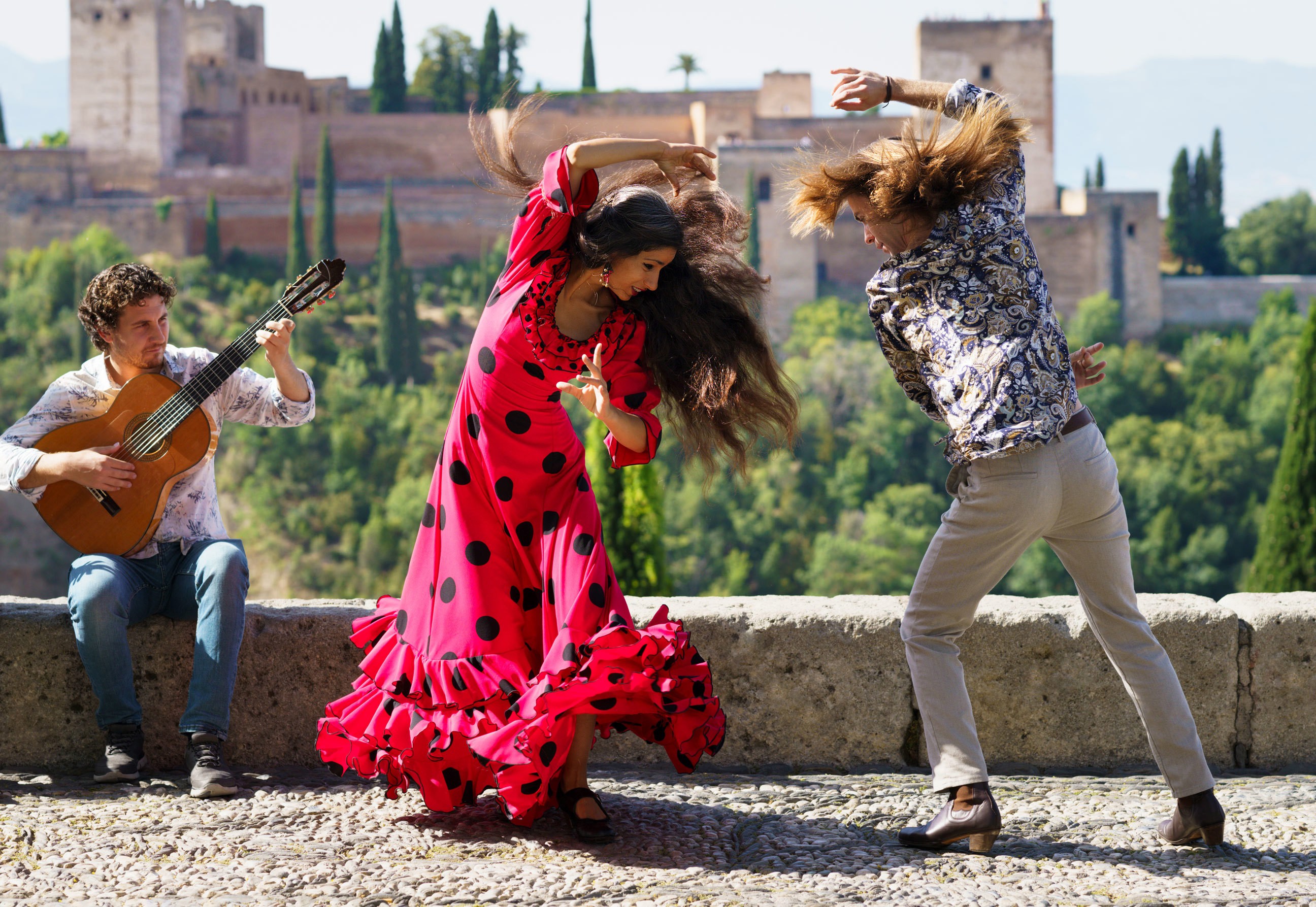 Spanish Wonder guided tour dancer