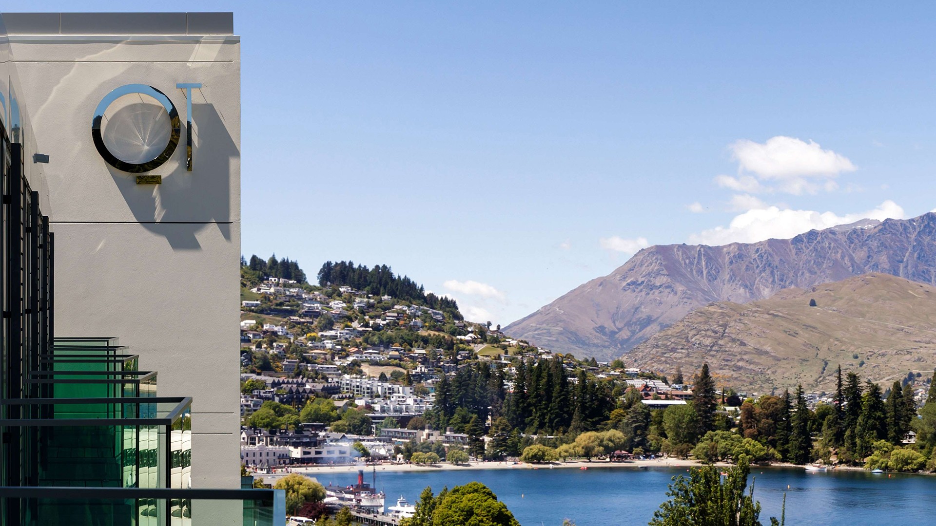QT Queenstown Designer Luxury Overlooking Lake Wakatipu