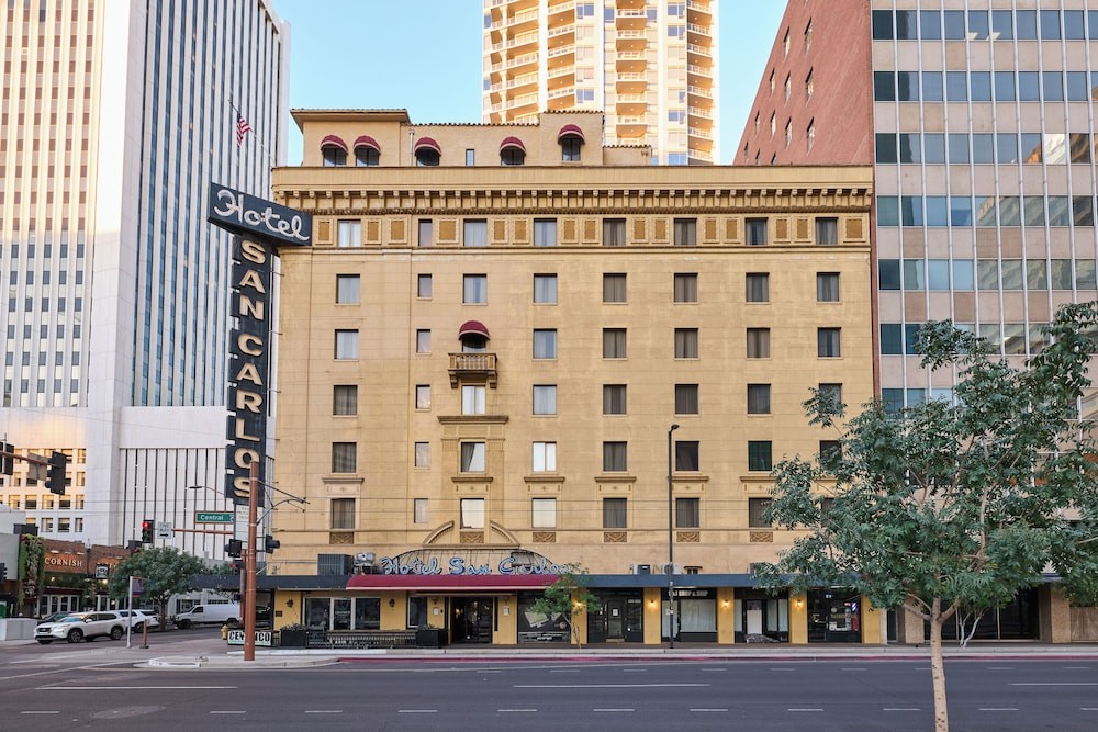 Hotel San Carlos Phoenix hotel view