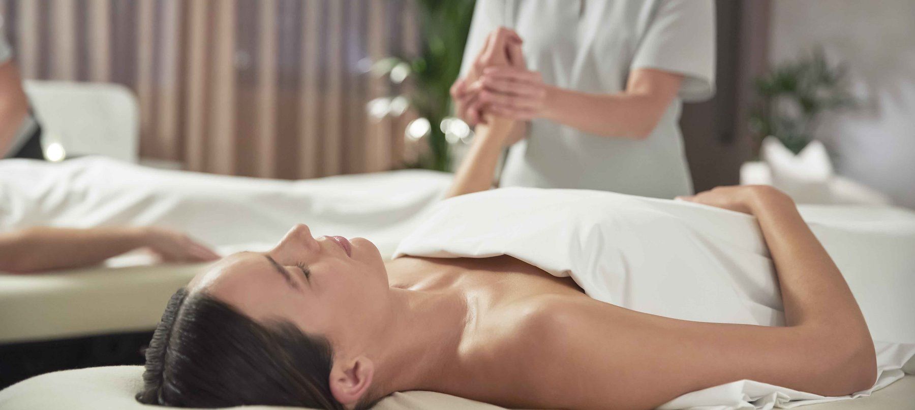 Unwind with a Relaxing Massage, Facial or Couples' Retreat & High Tea at Spa by JW Gold Coast 2