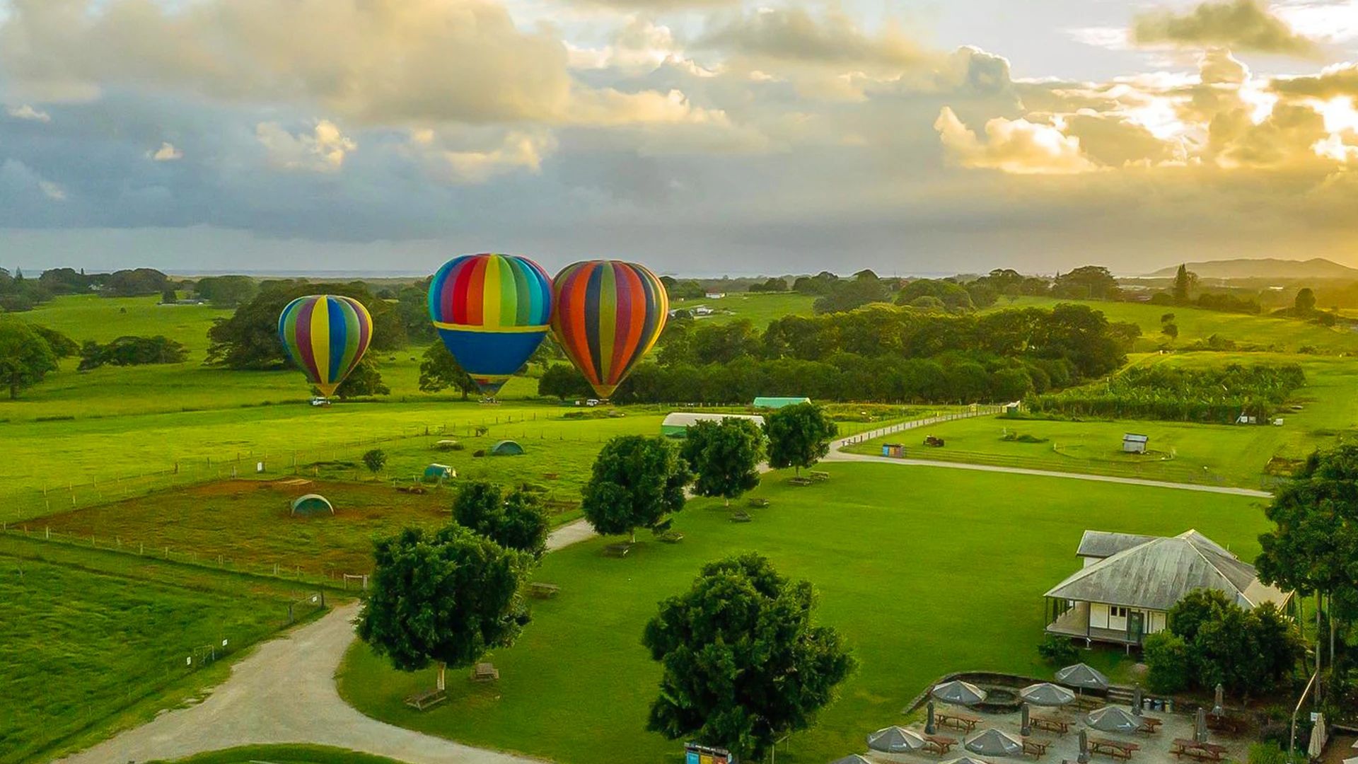 Sunrise Balloon Flight & Gourmet Breakfast at Three Blue Ducks