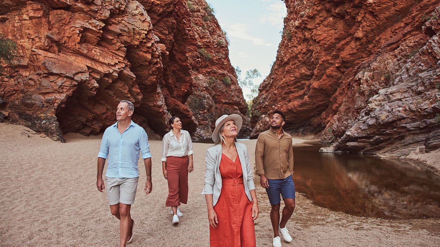 Full-Day West MacDonnell Ranges Tour with Guided Bush Walk, Lunch & Return Transfers