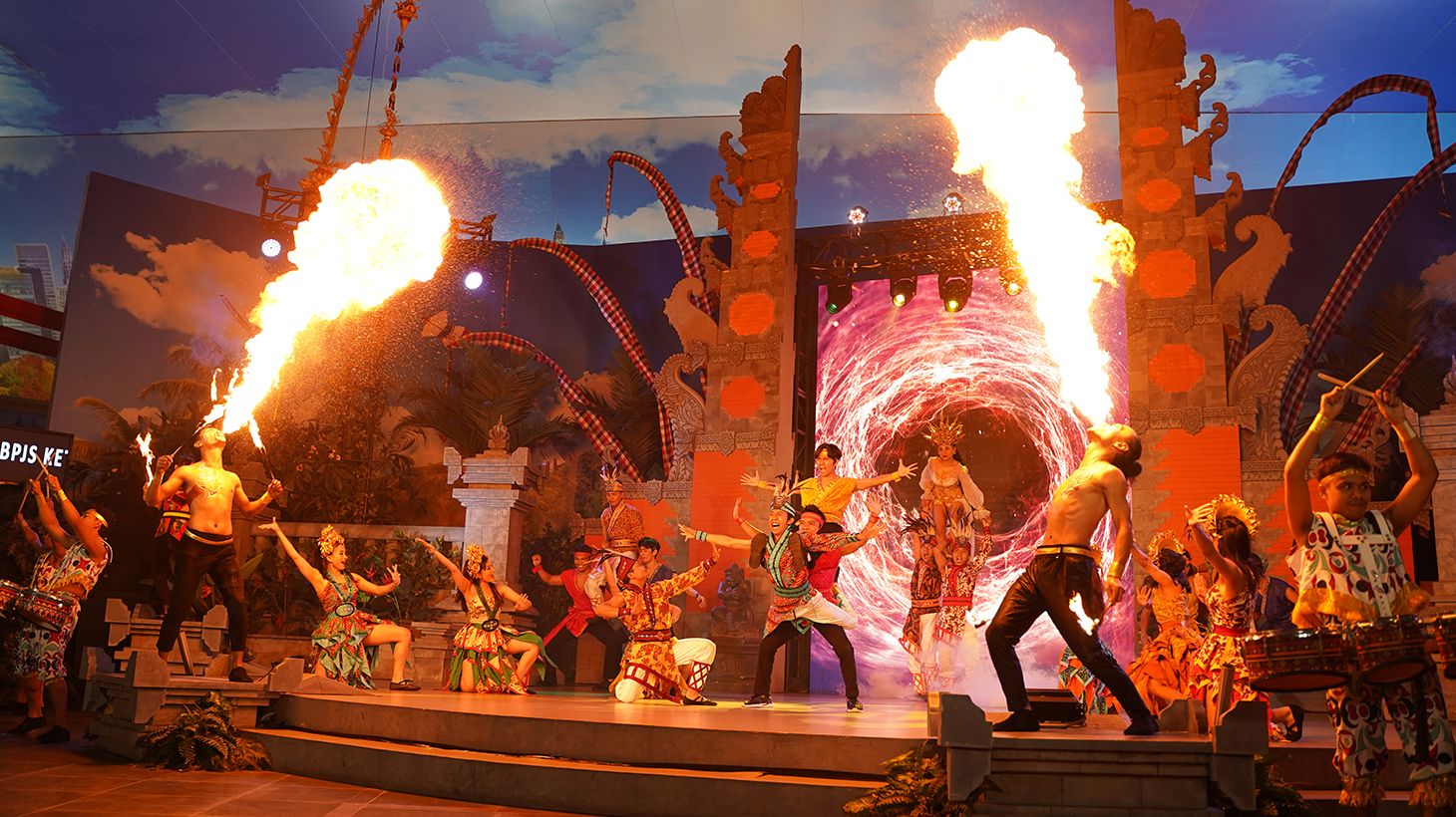 Admission to Trans Studio Bali Indoor Theme Park with Optional iFly & VIP Package Upgrades 2