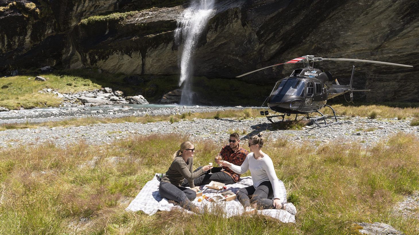 One-Hour Scenic Helicopter Flight with Waterfall Landing & Picnic at Earnslaw Burn