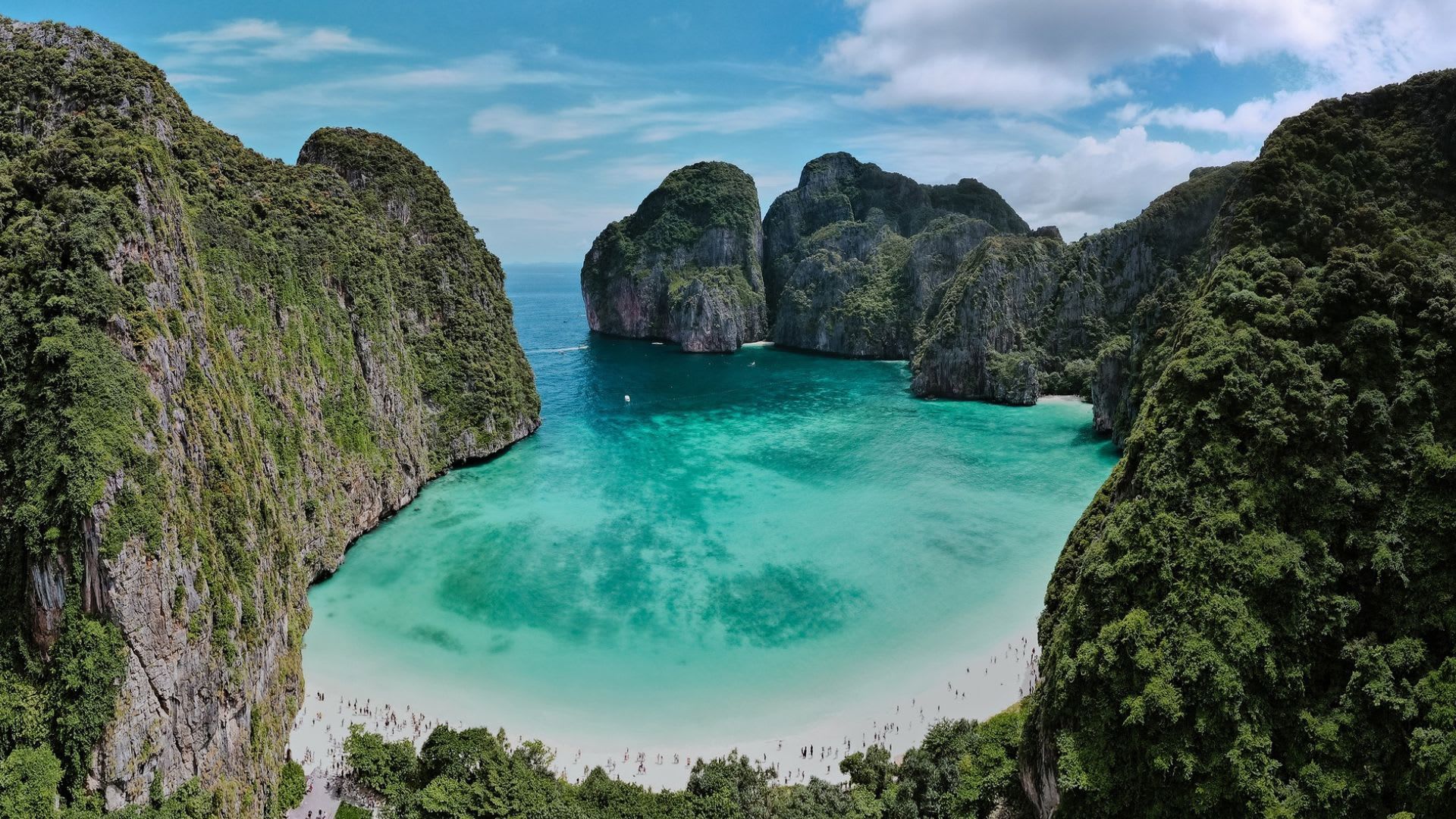 Krabi Phi Phi Islands Full-Day Cruise with Snorkeling