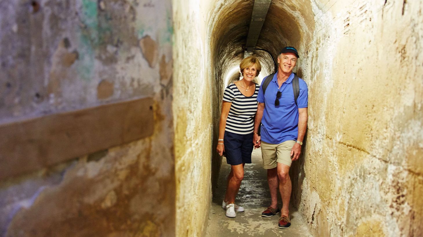 Half-Day Island Highlights Tour with Train Ride, Tunnel Tour & Lunch 5