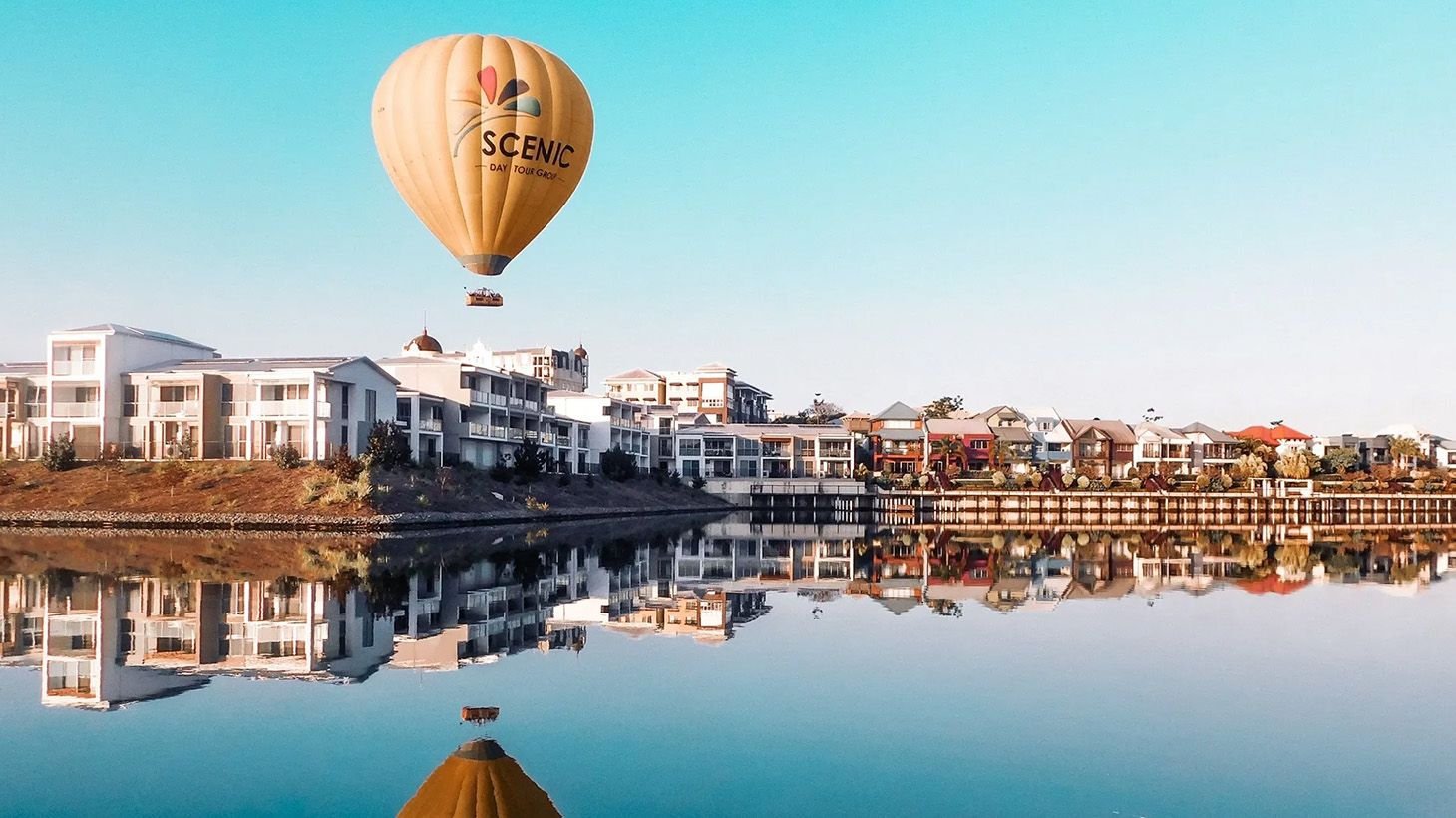 One-Hour Gold Coast Sunrise Hot Air Balloon Flight with Return Transfer & In-Flight Photography