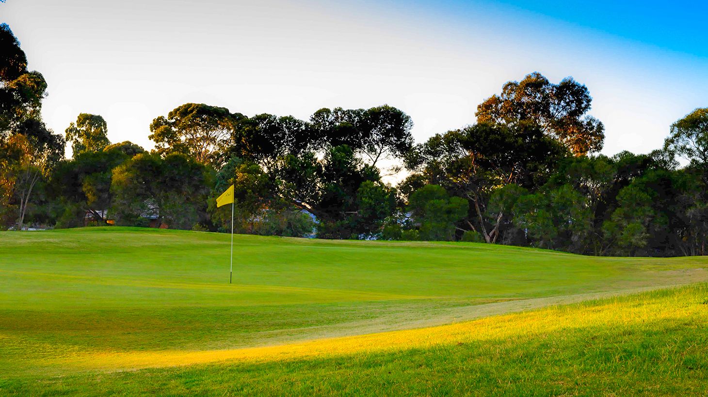 Take a Swing at an 18-Hole Golf Package at Goonawarra Public Golf Course 1