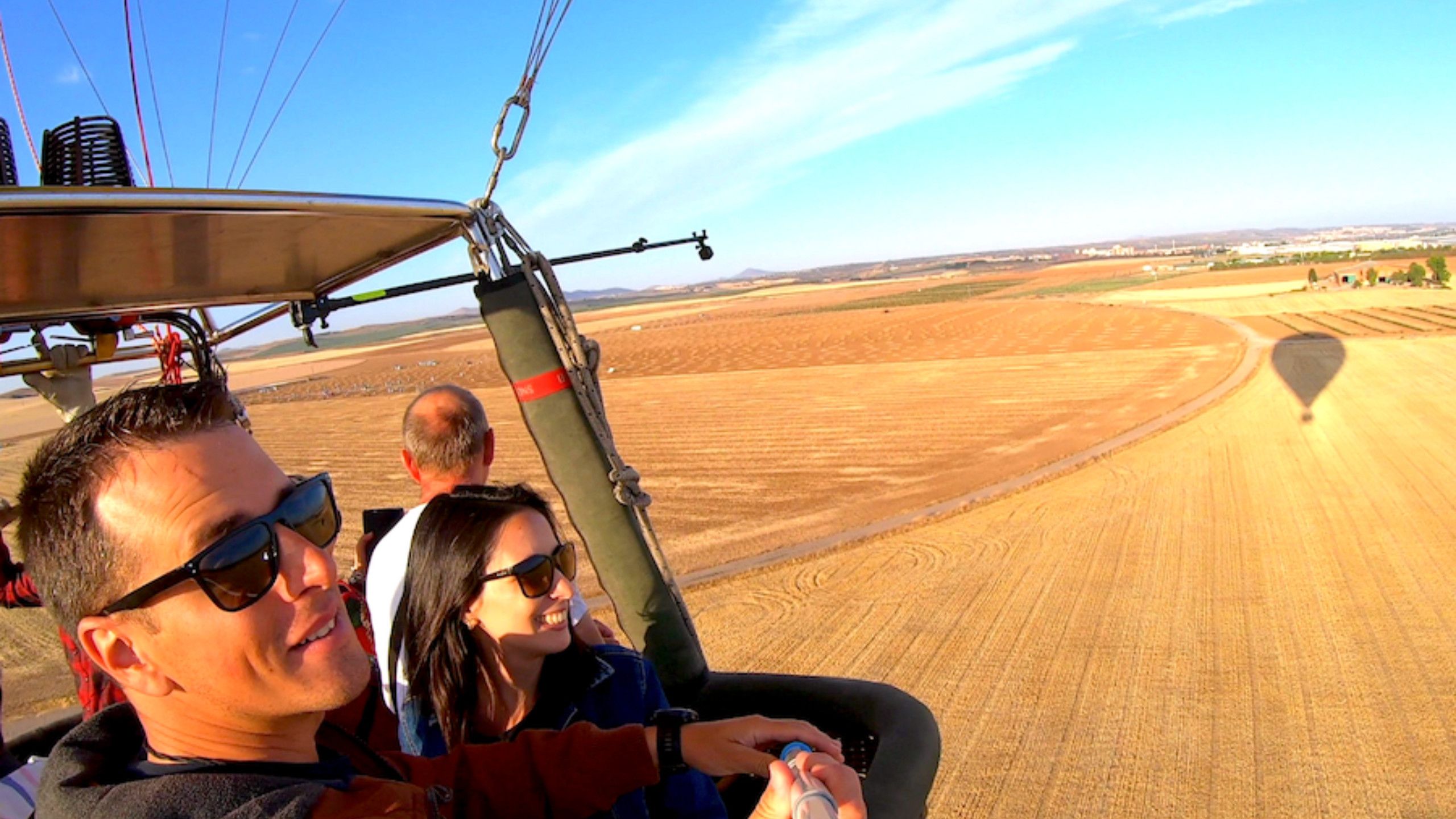 Hot air balloon flight in Toledo with optional transfer