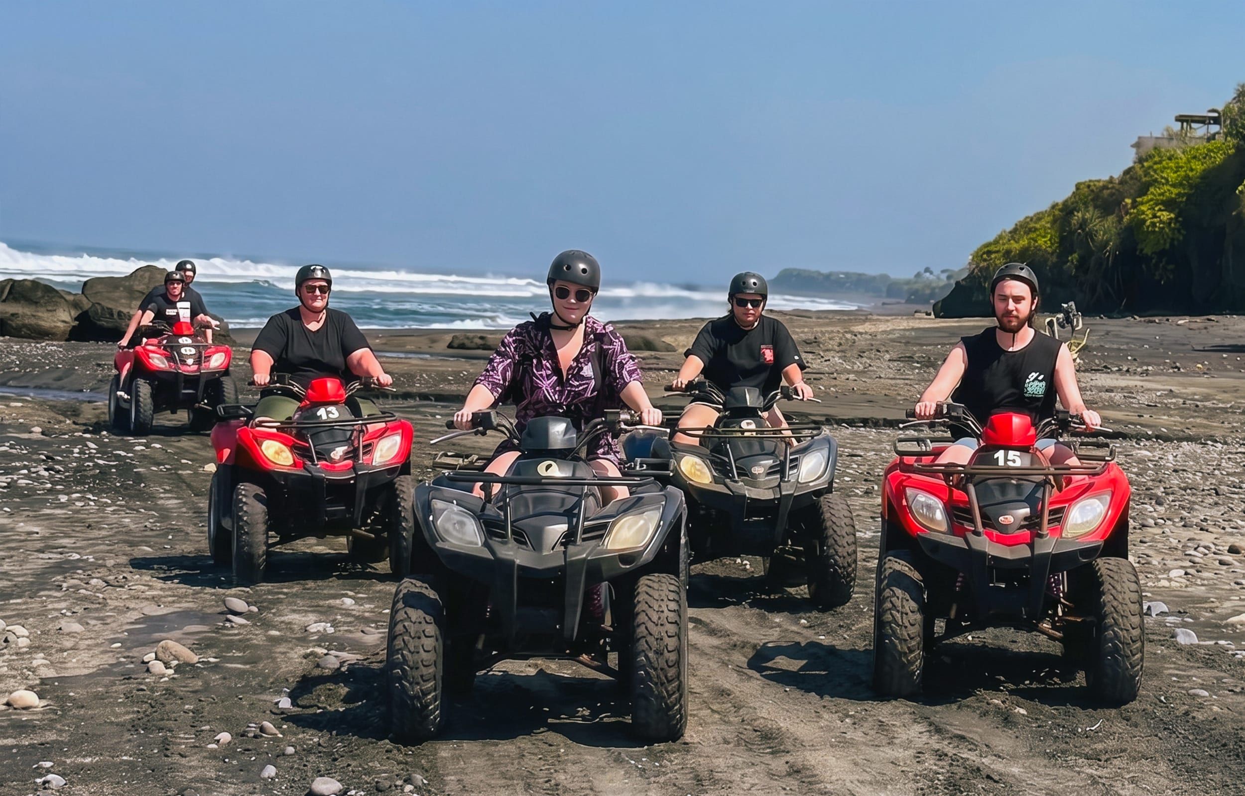 ATV-Fahrerlebnis am Strand auf Bali