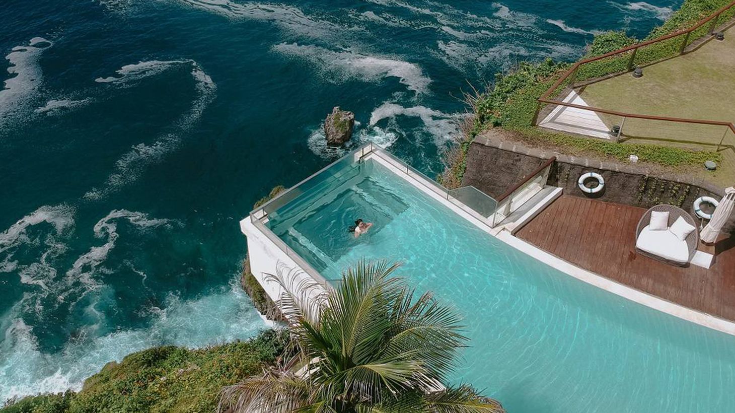 Live Leisurely with a Day Pass to Five-Star Resort The Edge with Afternoon Tea 2