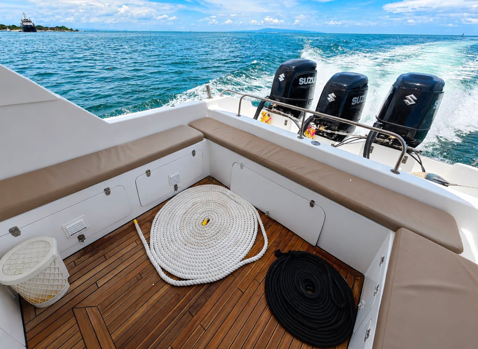 Labuan Bajo Full Day Speedboat Tour 3