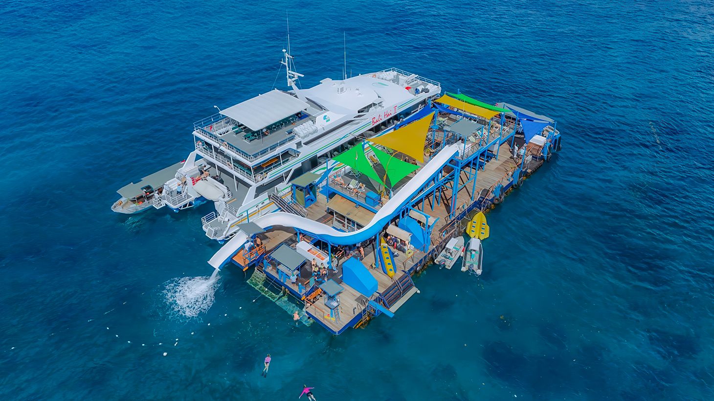 Full-Day Luxury Catamaran Reef Cruise to Nusa Lembongan with Island Touring, Lunch, Refreshments & Water Sports 