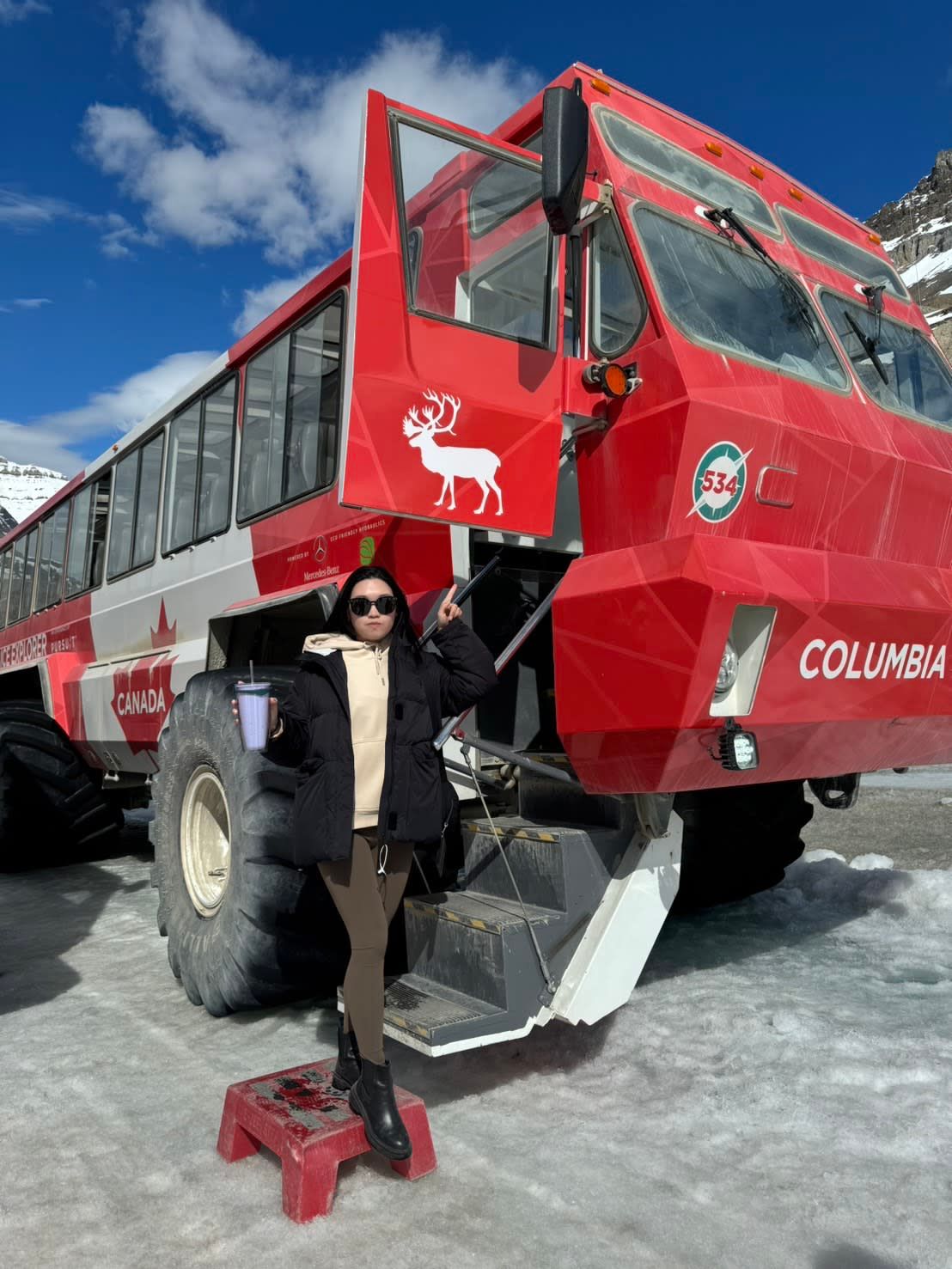 Canadian Rockies Columbia Icefield Bow Lake Full-Day Tour
