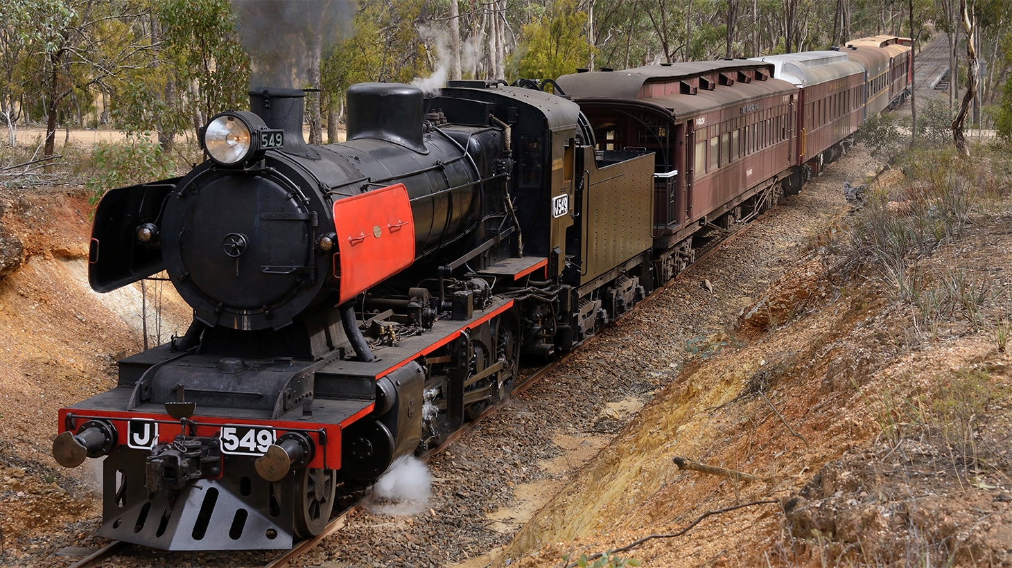 The first steam train travelled from to фото 118