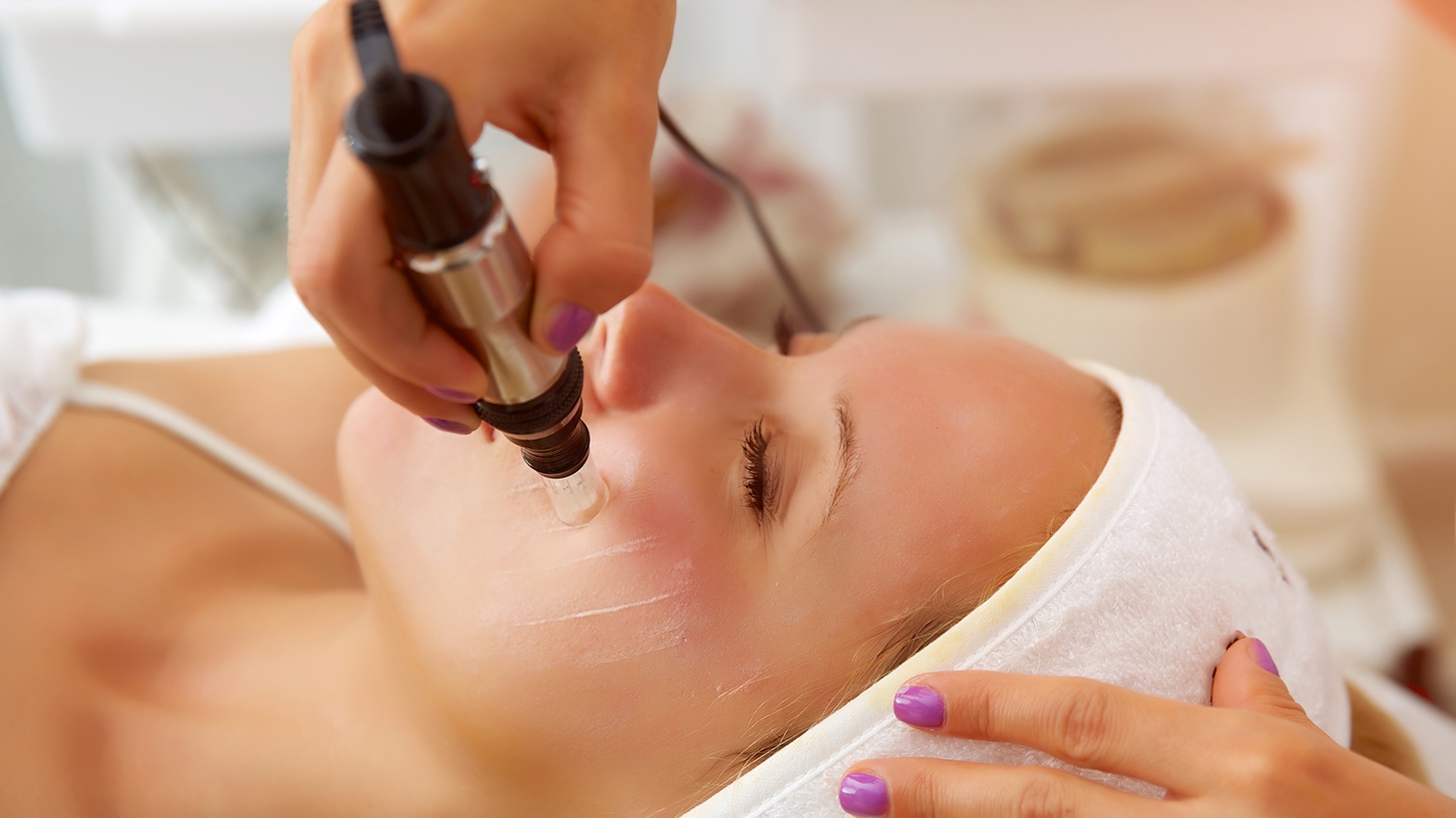 Медицинский центр электросталь ул победа. Академия вип нижний новгород. Крд академия клиника. Academie clinic. Клиника эстетической медицины.