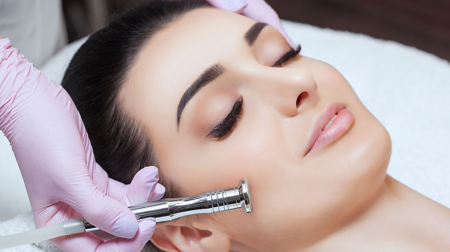 Northbridge Microdermabrasion Facial And Head Massage Package From Beaubelle Beauty Clinic