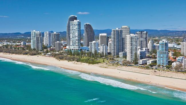 Gold Coast Ocean-View Apartment Escape in the Heart of Broadbeach, Gold ...