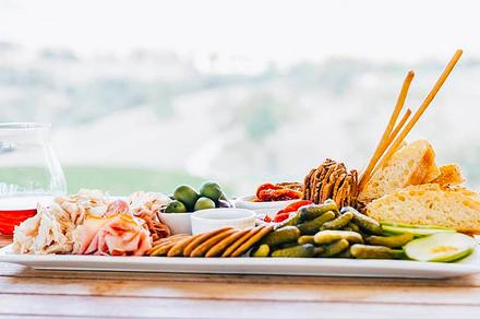 Blue Mountains: Dryridge Estate Wine Tasting Experience with Gourmet Grazing Boards