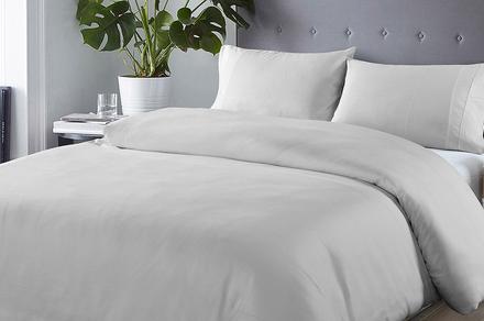 FLASH SALE! Royal Comfort Queen Size Blended Bamboo Quilt Cover Set - Multiple Colours!