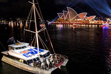 Sydney: See the Lights of Vivid Sydney on a 1.5-Hour Sydney Harbour Cruise with Soft Drinks