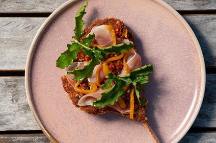 Sydney: Modern Australian Bespoke Menu with Canapes & Glass of Champagne for Two