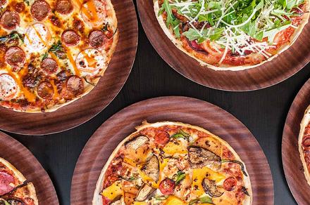 Book Your Table at Arthur's Pizza Maroubra