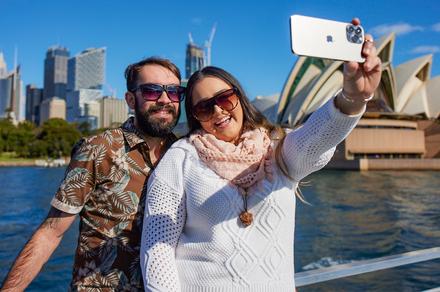 Sydney: Sightseeing Sydney Harbour Cruise with Buffet Lunch