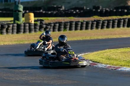 Sydney: Adrenalin-Pumping 30-Minute Go Kart Racing Experience with 12-Month Membership