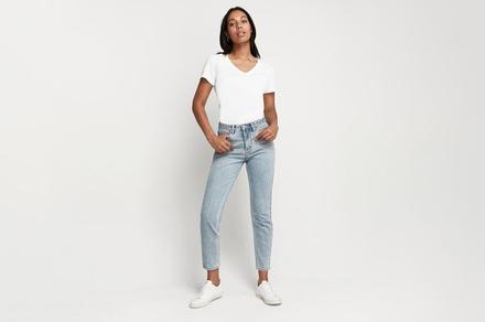 Bonds Women's Originals White Light Weight V Tee