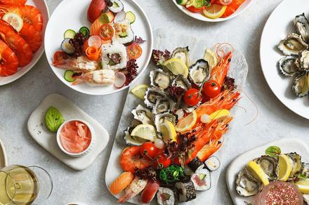 Sydney: Celebrate New Year's Eve at Shangri-La Sydney with a Gourmet Buffet Dinner at Cafe Mix 