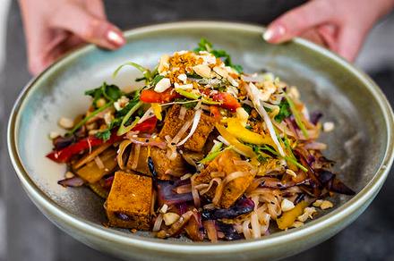 Book Your Table at Palisade Kitchen & Bar at Novotel Wollongong Northbeach