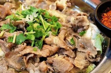 Sichuan Cuisine Combination Beef Soup and Drink in Burwood