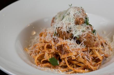 Elegant Italian Lunch with Wine at the QVB