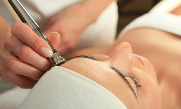 Microdermabrasion Treatments in the CBD