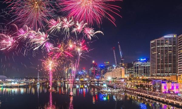 Luxury New Year's Eve Dinner and Drinks Party Package on King Street Wharf