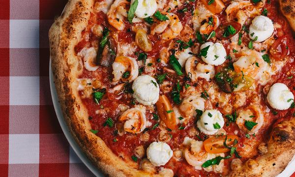 25% Off the Total Bill at Mad Pizza é Bar in Surry Hills